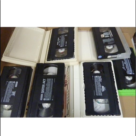 6 VHS Movies Dennis Menace, Mighty Ducks, Honey Shrunk Kids, Sister Act, Muppets - Picture 3 of 9